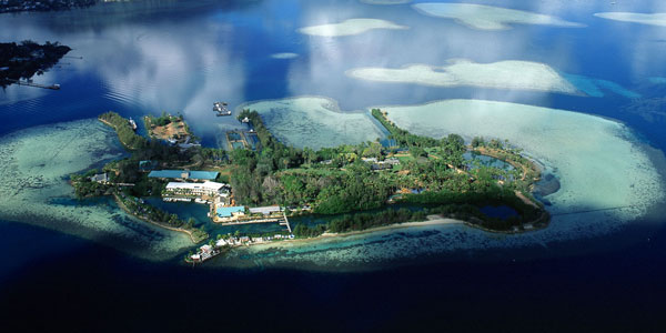 Aerial view of Moku o Loʻe